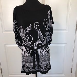 Wrapper Black & White Blouse